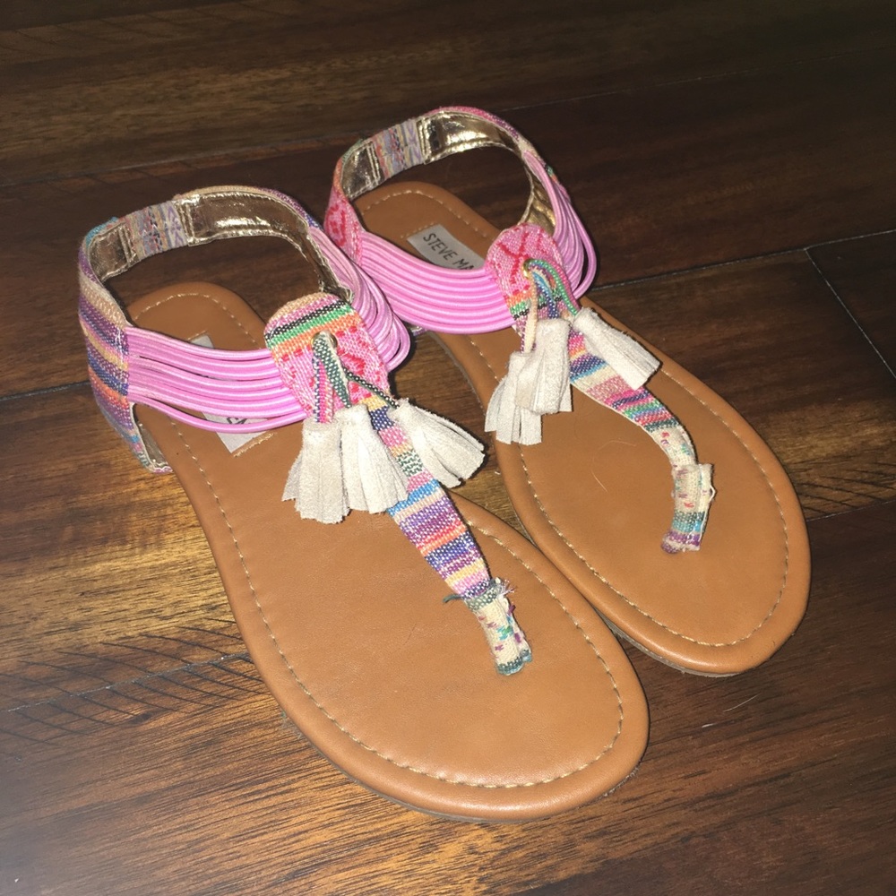 Girls sandals